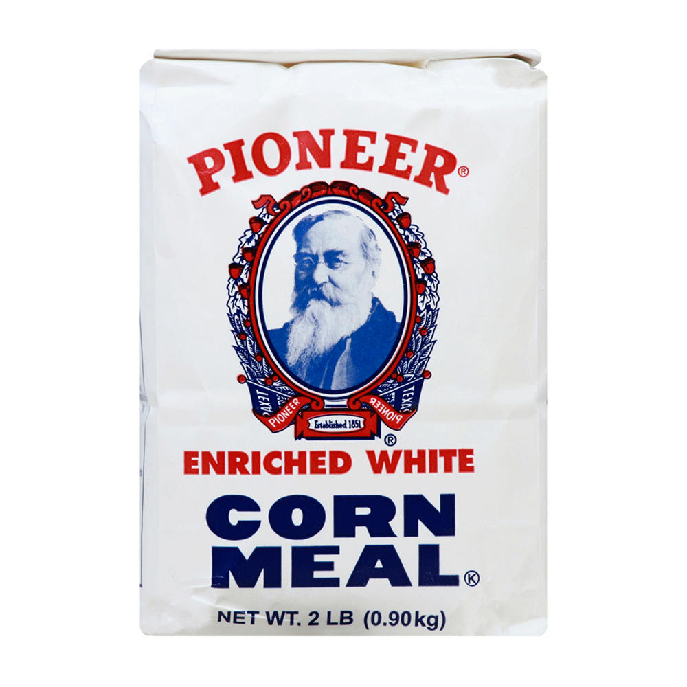 Pioneer Enriched White Corn Meal, 2 lbs