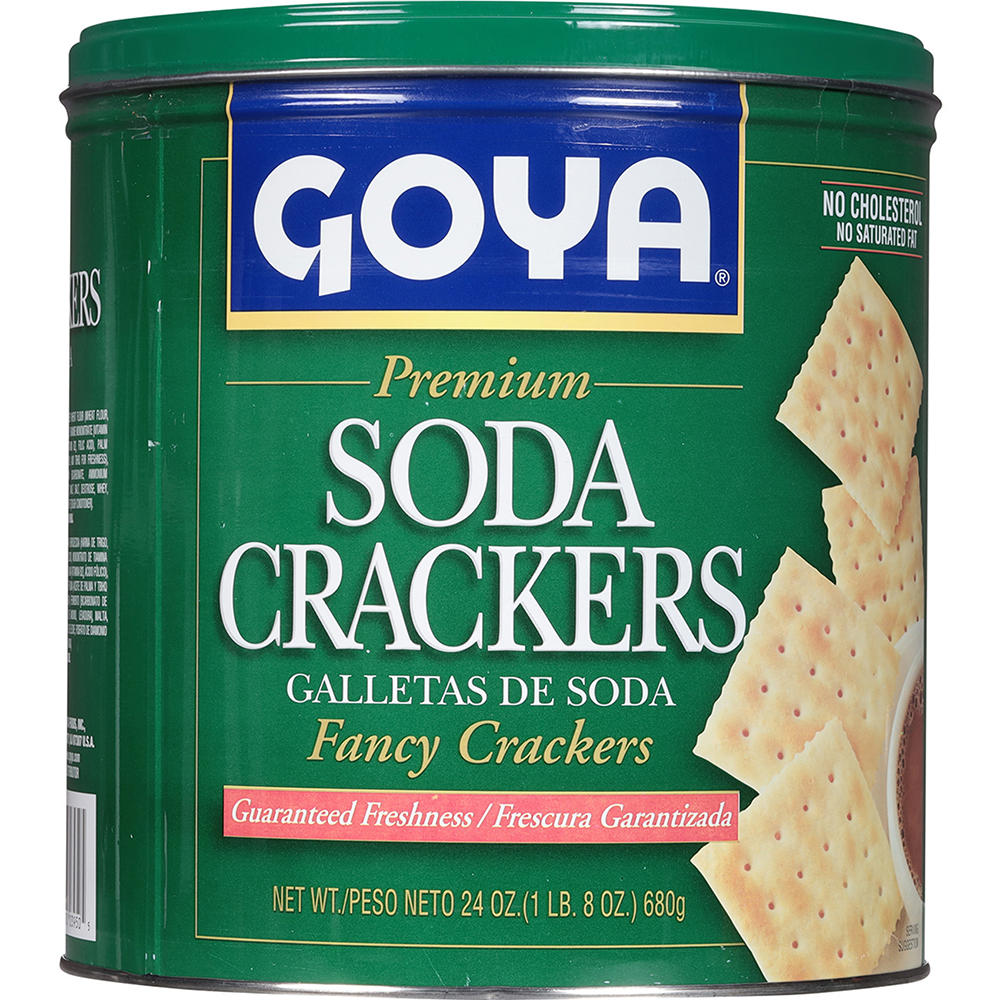 Goya Premium Soda Crackers, 24 oz