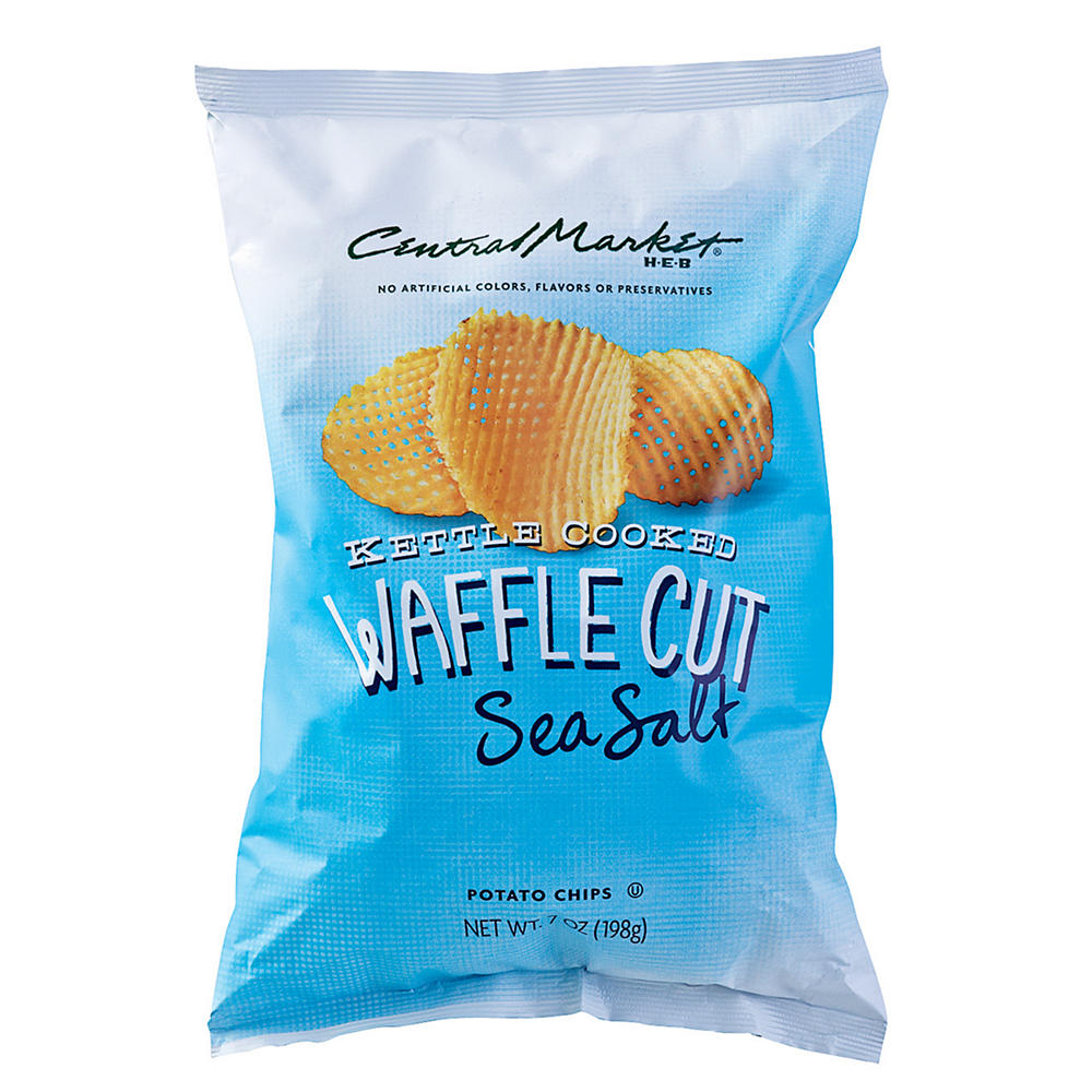 Central Market Kettle Cooked Waffle Cut Potato Chips - Sea Salt, 7 oz
