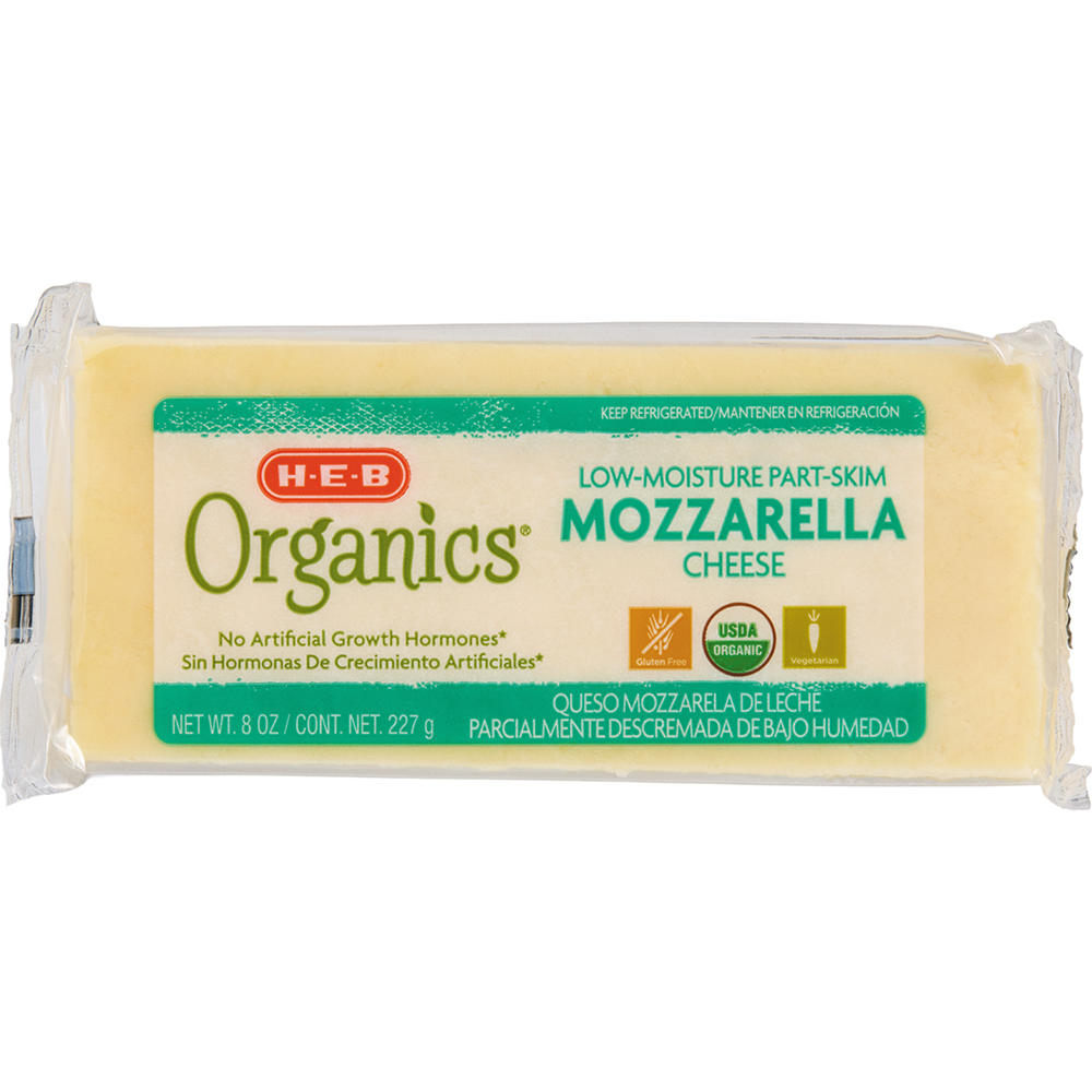 H-E-B Organics Low Moisture Mozzarella Cheese, 8 oz
