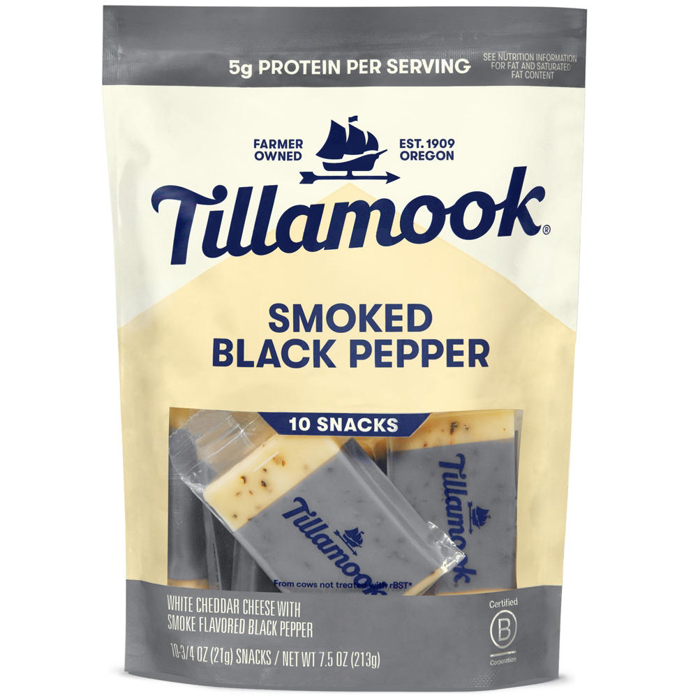 Tillamook Smoked Black Pepper Cheese Snack Bars, 10 ct