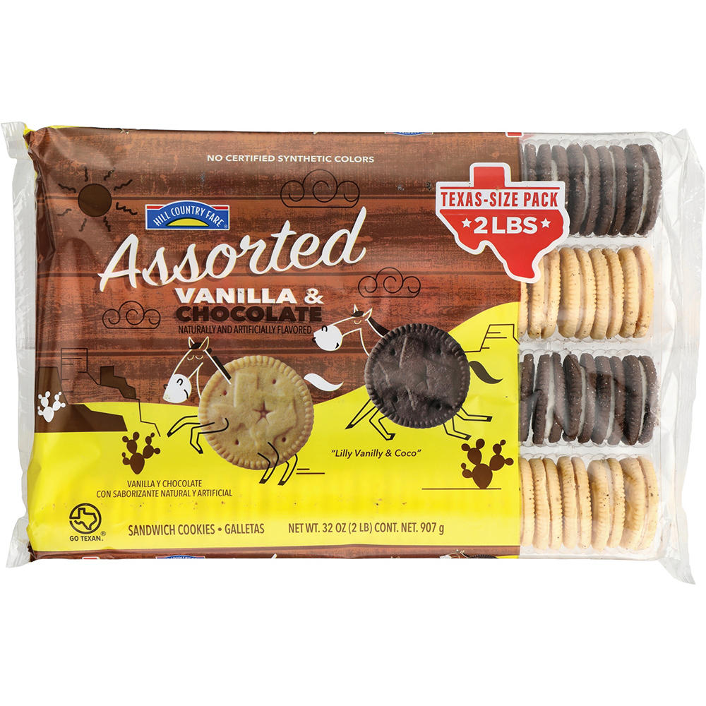 Hill Country Fare Assorted Vanilla & Chocolate Creme Sandwich Cookies - Texas-Size Pack, 2 lbs