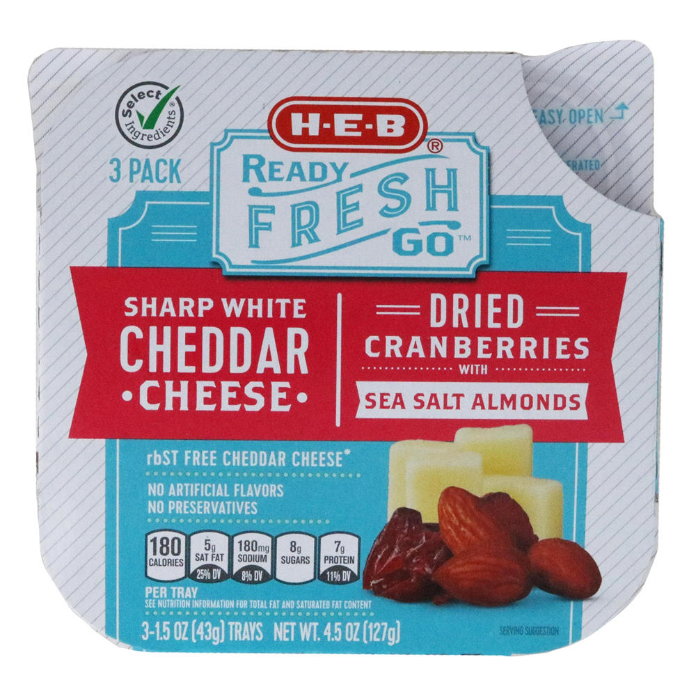 H-E-B Ready, Fresh, Go! Snack Trays - Sharp White Cheddar, Cranberries & Almonds, 3 pk