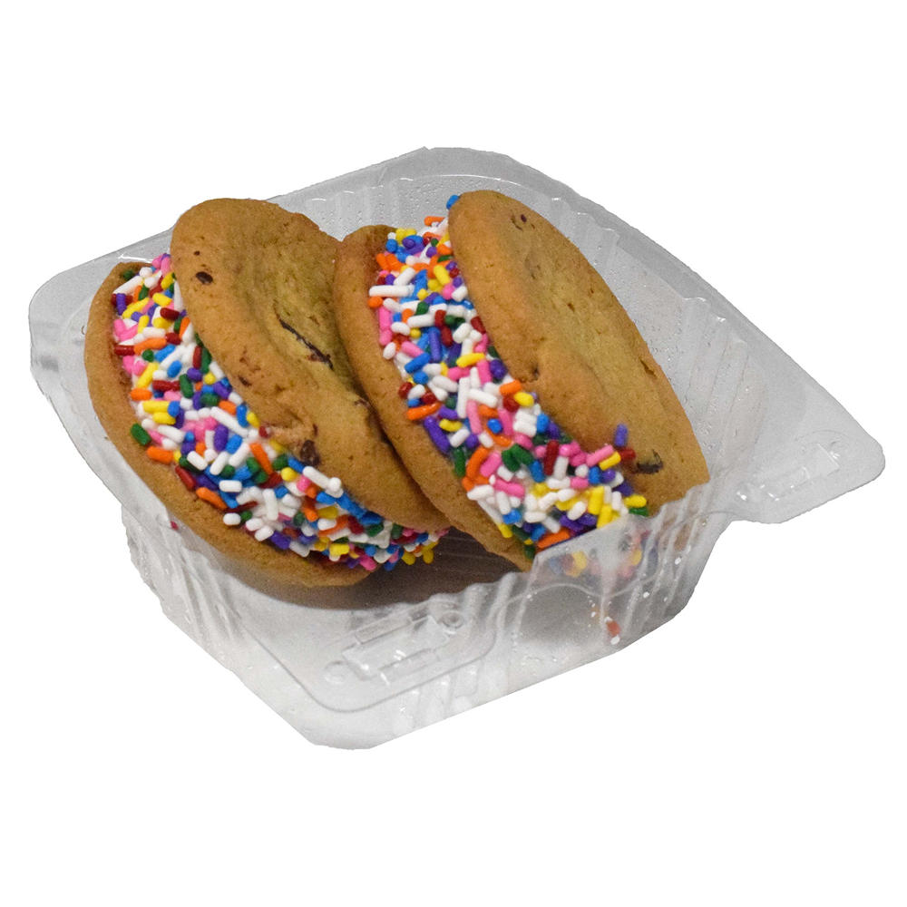 H-E-B Bakery Vanilla Ice Cream Chocolate Chunk Cookie Sandwiches, 2 ct