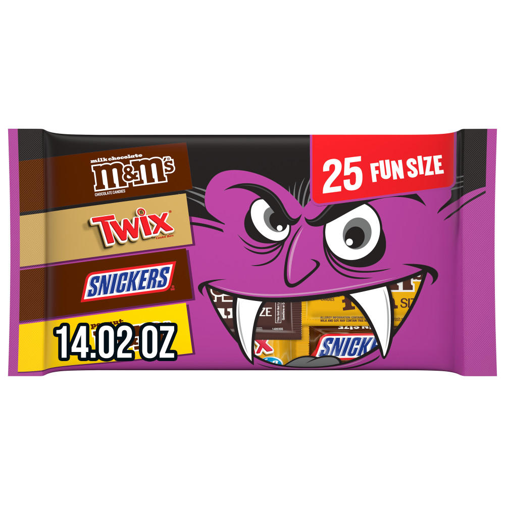 M&M'S, Snickers & Twix Assorted Milk Chocolate Trick or Treat Halloween Candy, 25 pc