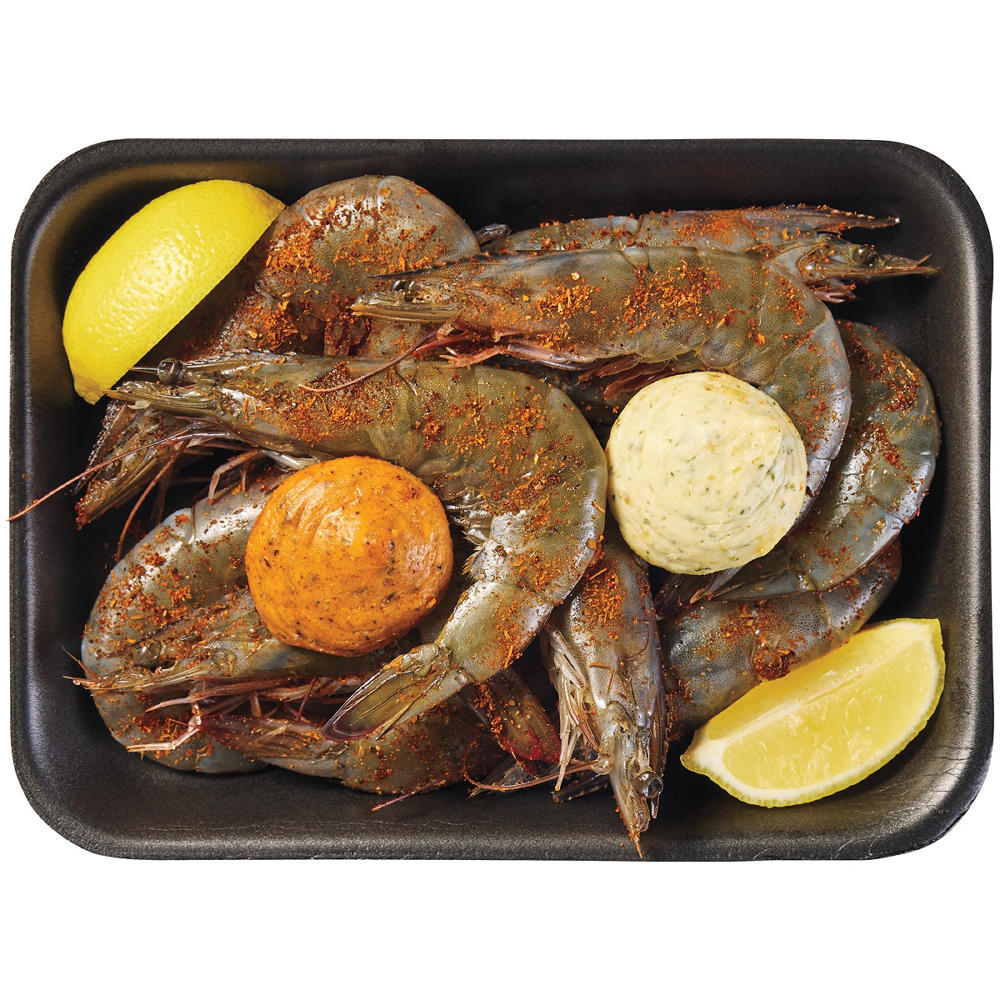 H-E-B Fish Market Blackened BBQ Head-on Super Colossal White Shrimp, Avg. 1.0 lb