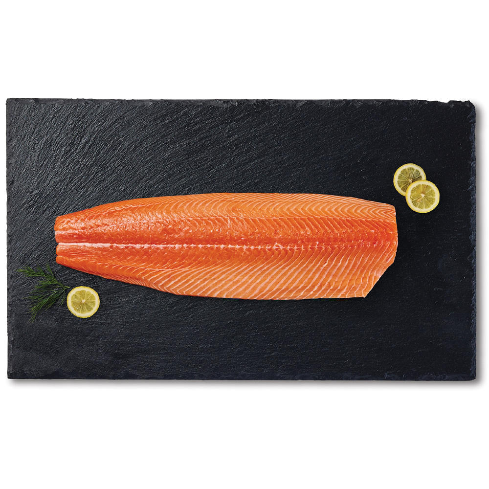 H-E-B Responsibly Raised Fresh Scottish Salmon Fillet, lb