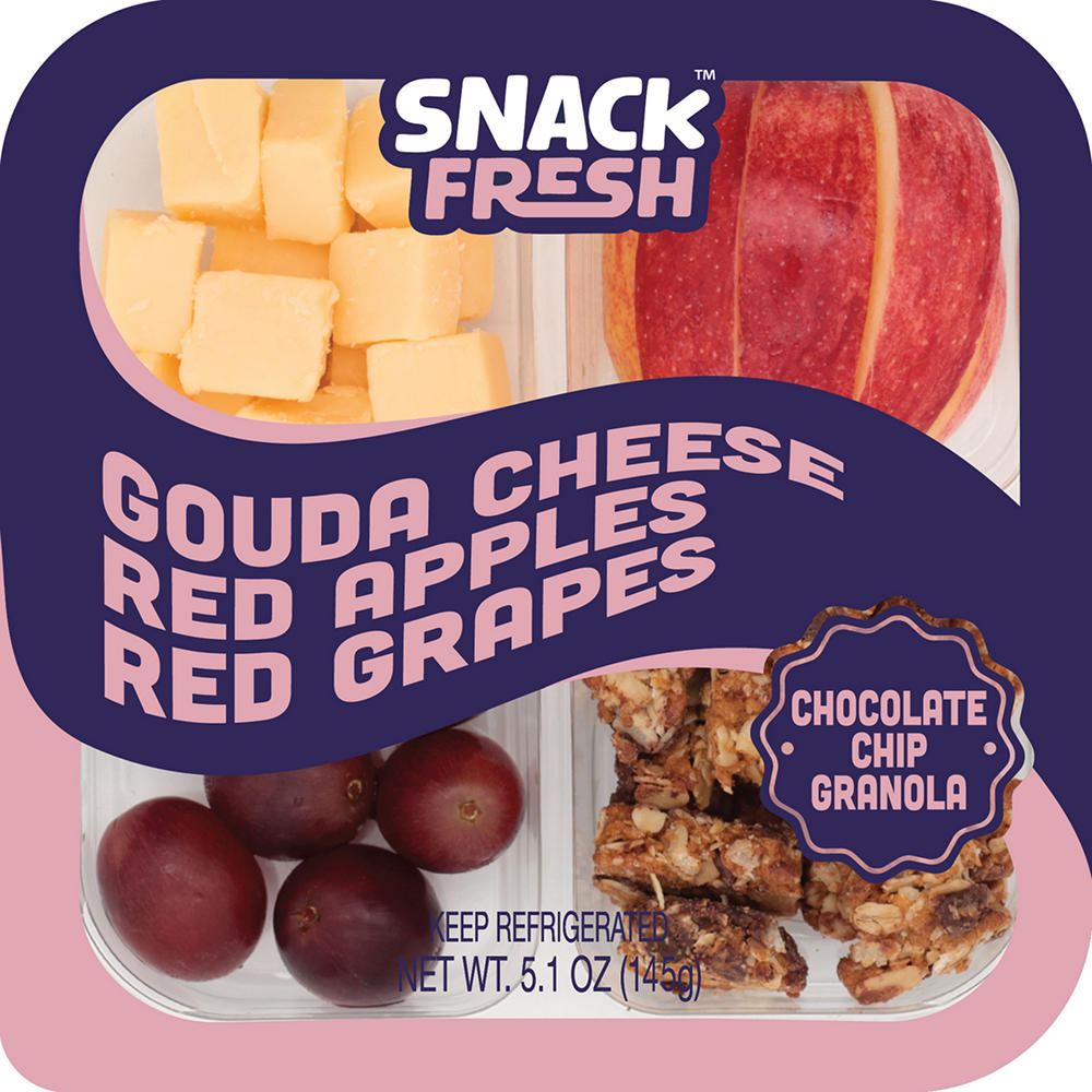 Snack Fresh Gouda Cheese Red Apples & Grapes Granola Tray, 5.1 oz