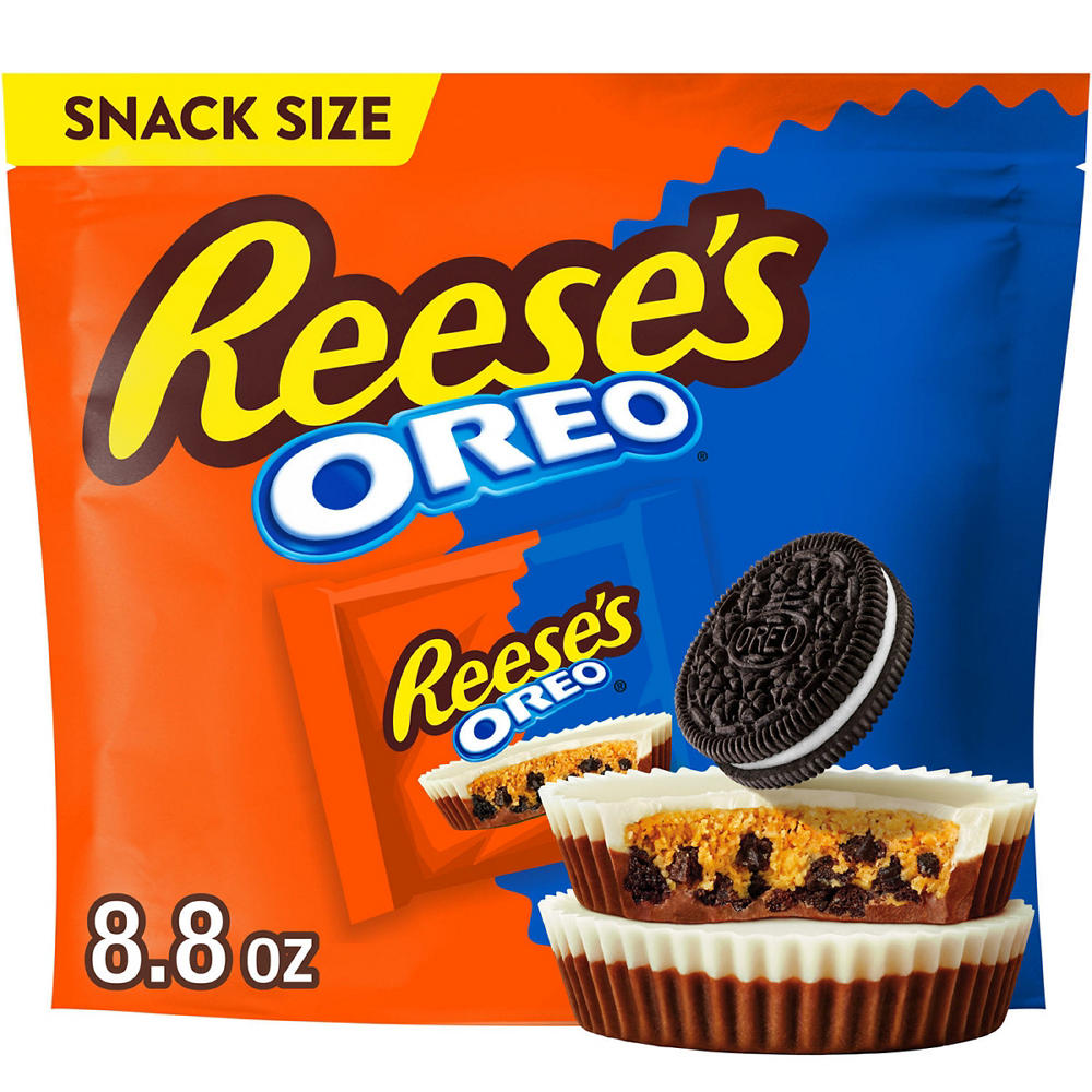 Reese's OREO Snack Size Milk Chocolate & White Creme Peanut Butter Cups, 8.8 oz