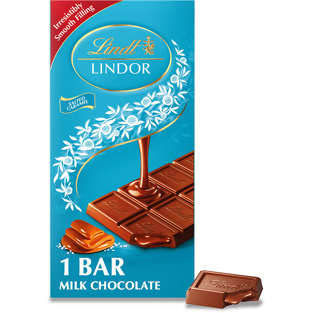 Lindt Lindor Salted Caramel Filled Milk Chocolate Bar, 3.5 oz