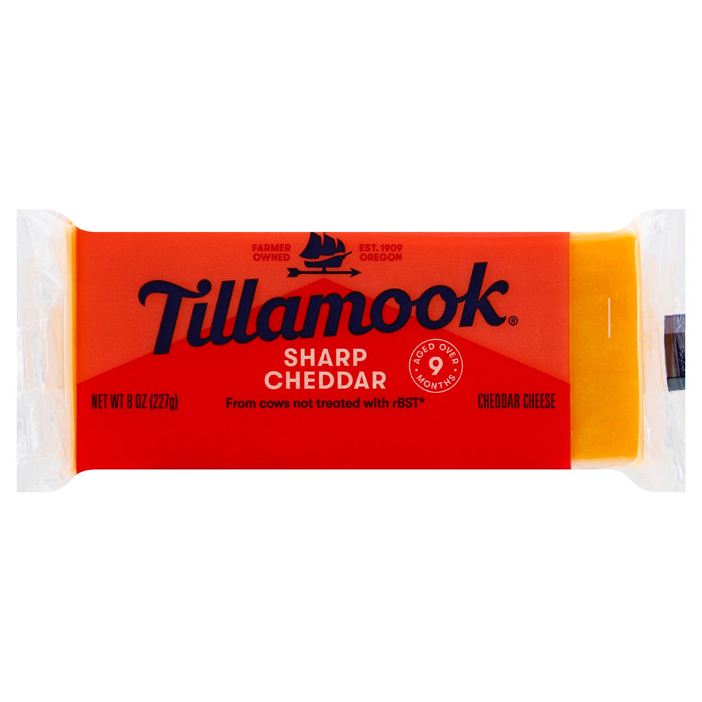 Tillamook Sharp Cheddar, 8 oz