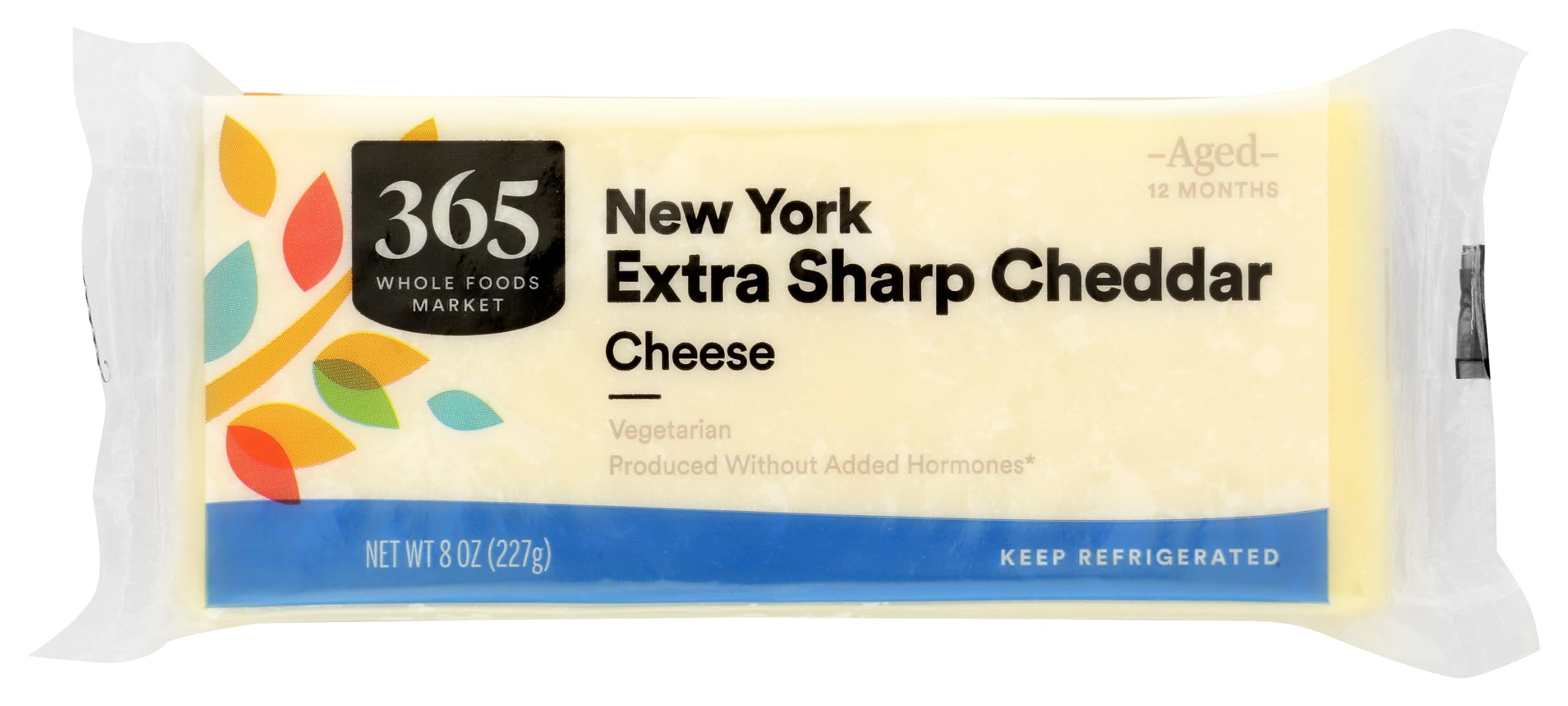 365 by Whole Foods Market New York Sharp Cheddar, 8 OZ