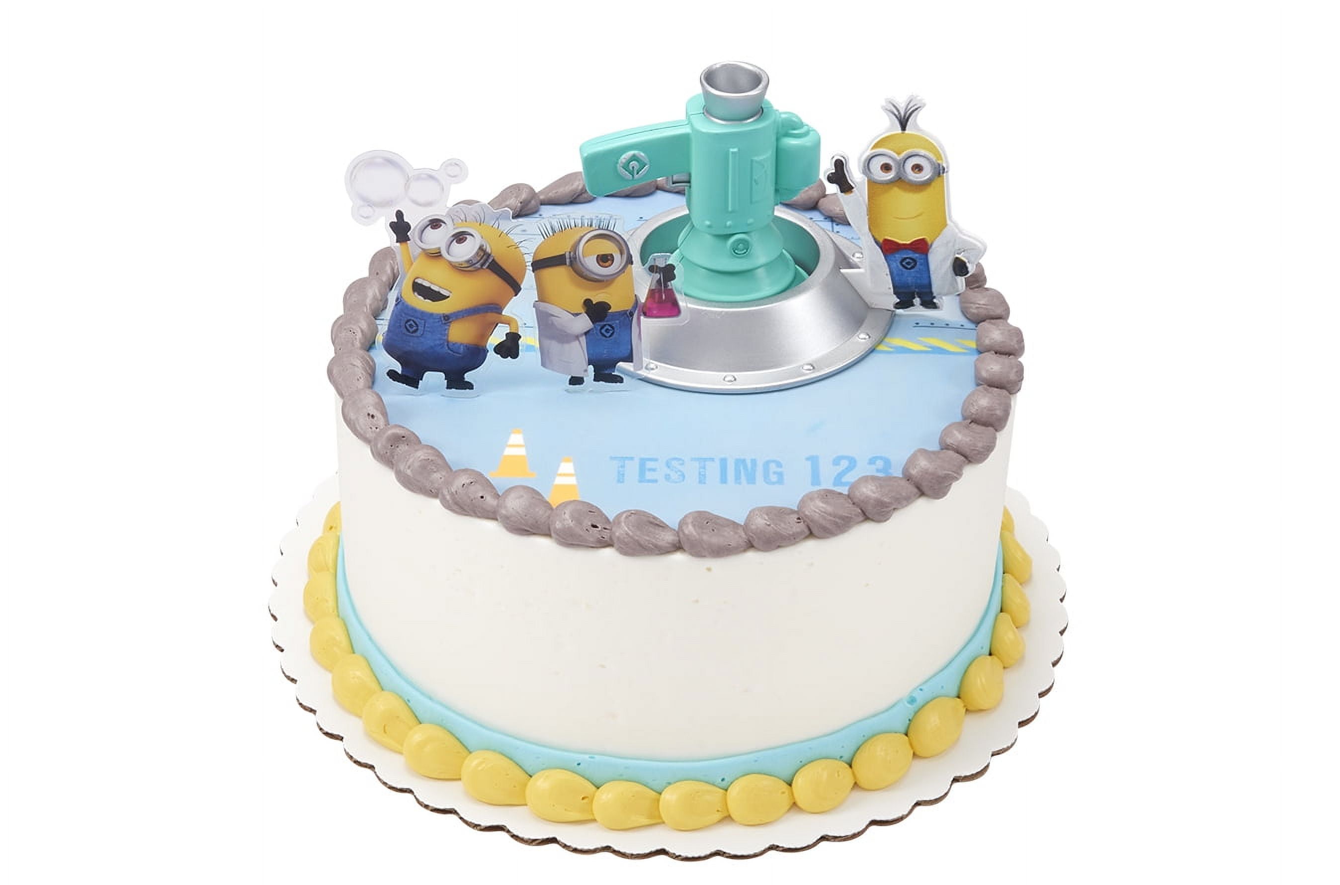 Minions Round Cake