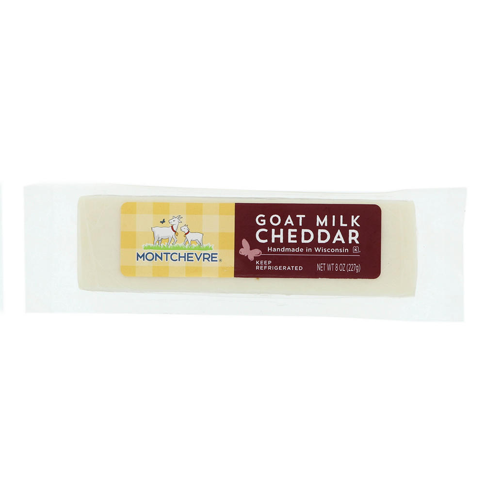 Montchevre Goat Milk Cheddar, 8 oz