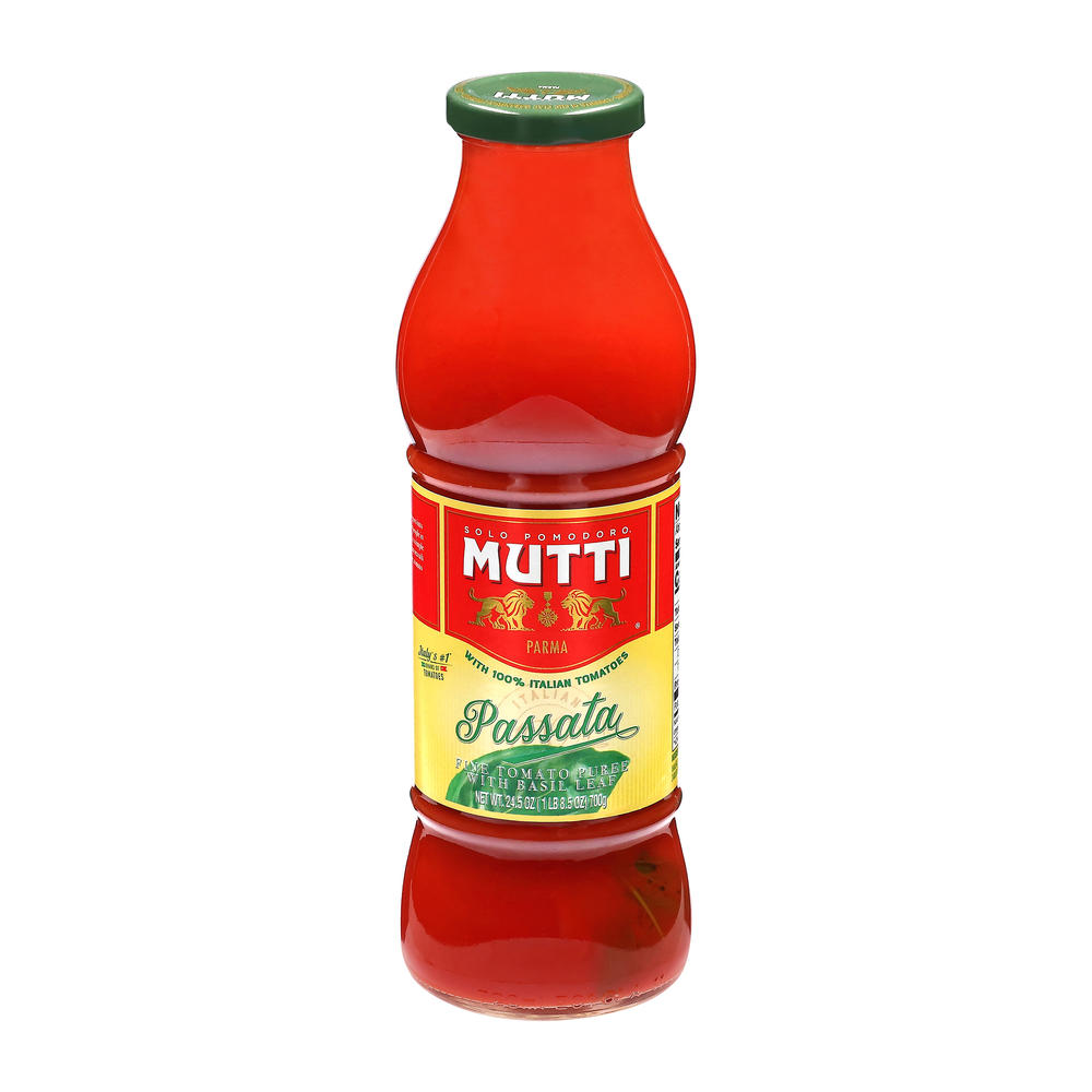 Mutti Tomato Puree With Basil, 24.5 oz