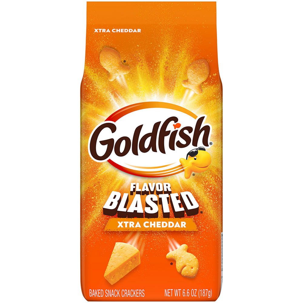 Goldfish Flavor Blasted Xtra Cheddar Cheese Crackers, 6.6 oz