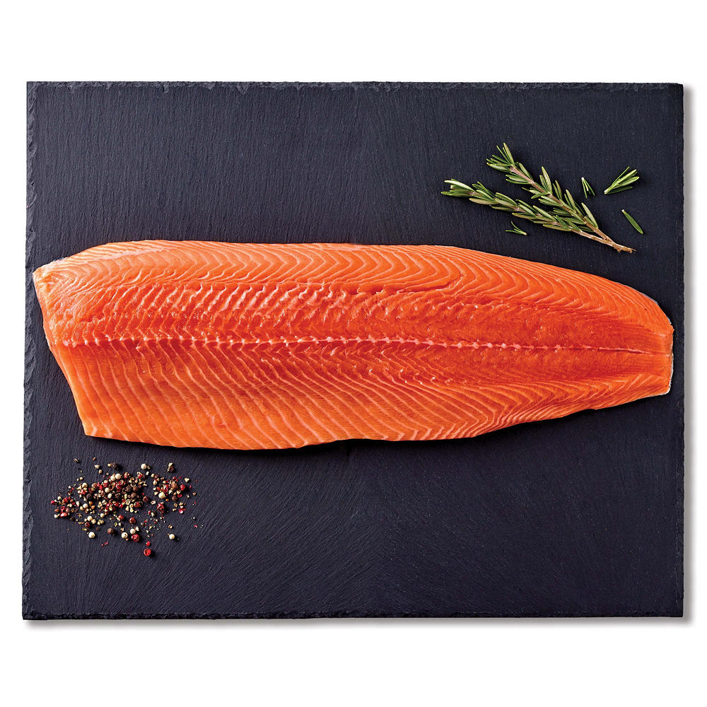 H-E-B Responsibly Raised Fresh Atlantic Salmon Fillet, lb